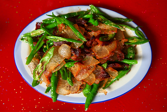 味的傳承與延續：為何回鍋肉總能位居食客“心尖”？