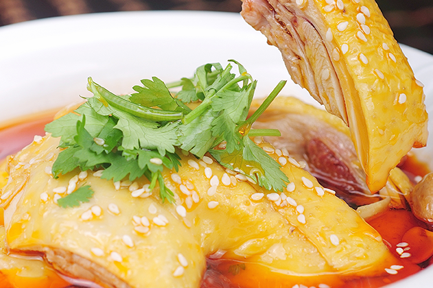 金宮，金宮雞精，金宮味精，金宮火鍋底料，金宮香腸臘肉調(diào)料，金宮小龍蝦調(diào)料，金宮魚(yú)調(diào)料，金宮調(diào)料定制，金宮調(diào)味品定制