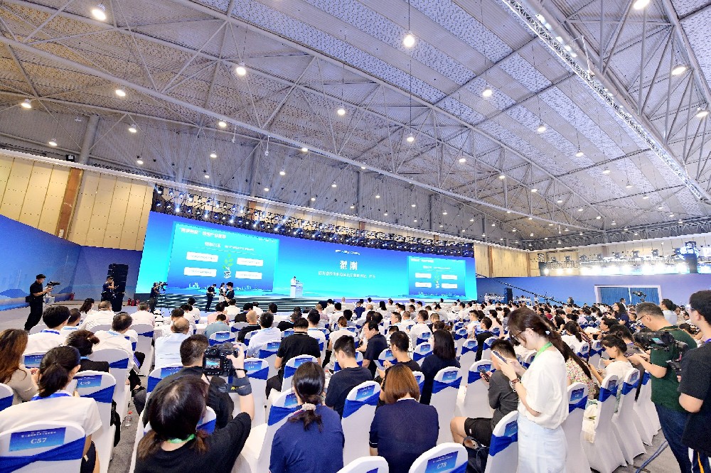 金宮川派味業亮相成渝美食產業博覽會，產品廣受矚目